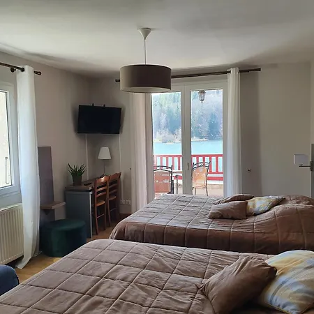 Le Des Moines Hotel Condat (Cantal)