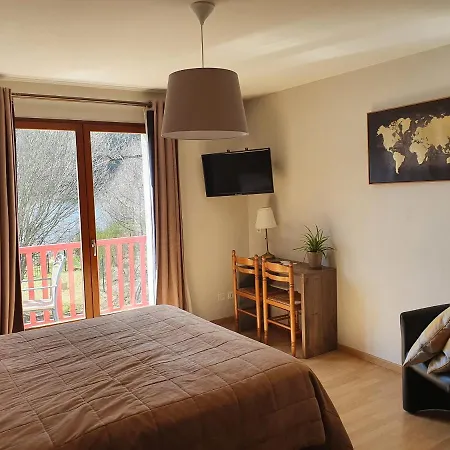 Le Des Moines Hotel Condat (Cantal)